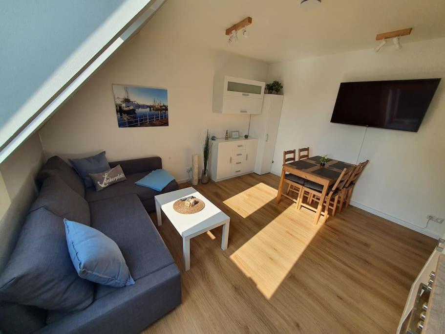 Kiel-Russee Familienwohnung, Lademoeglichkeit, Co2 Frei Exterior photo